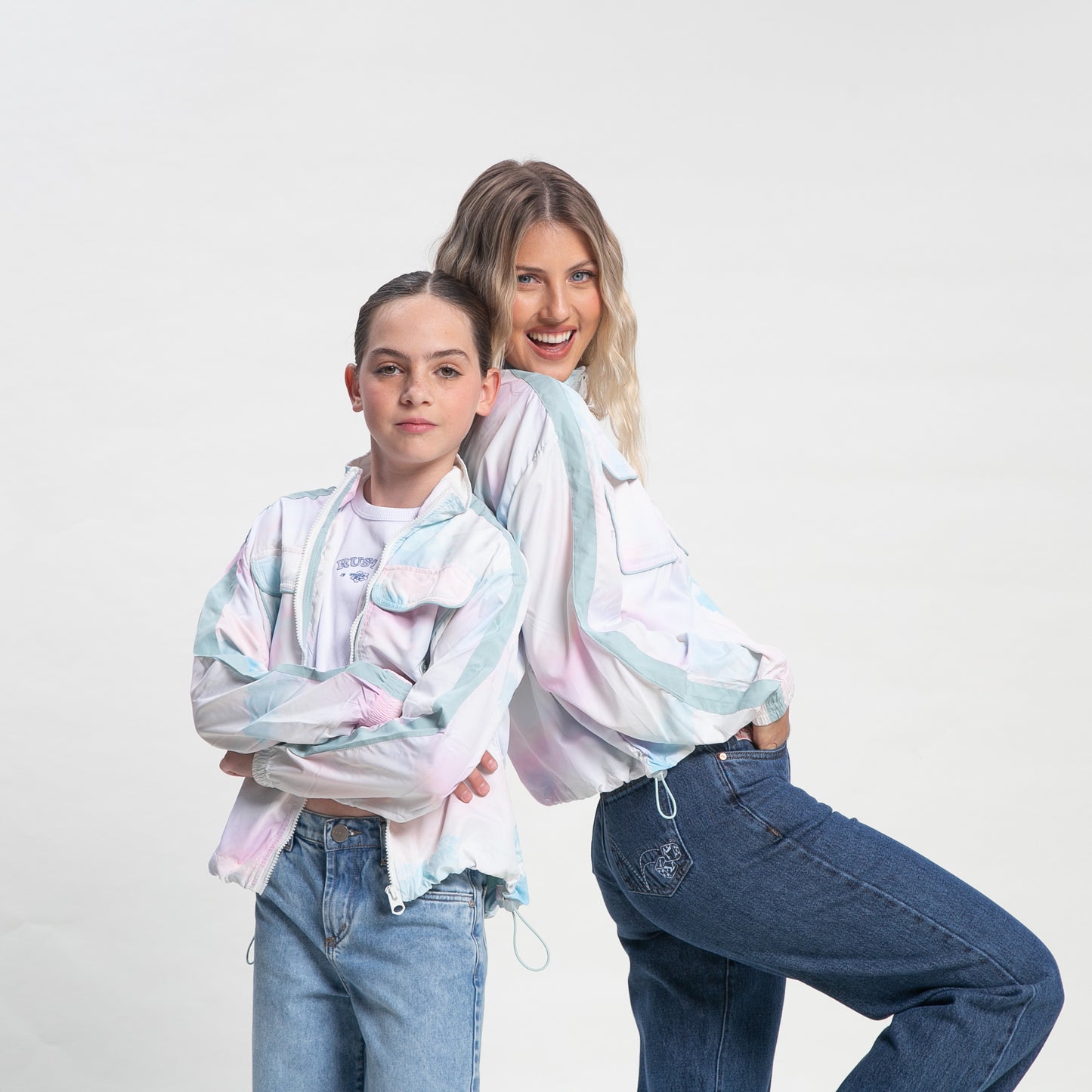 Campera Liviana  Acid Sky Windbreaker