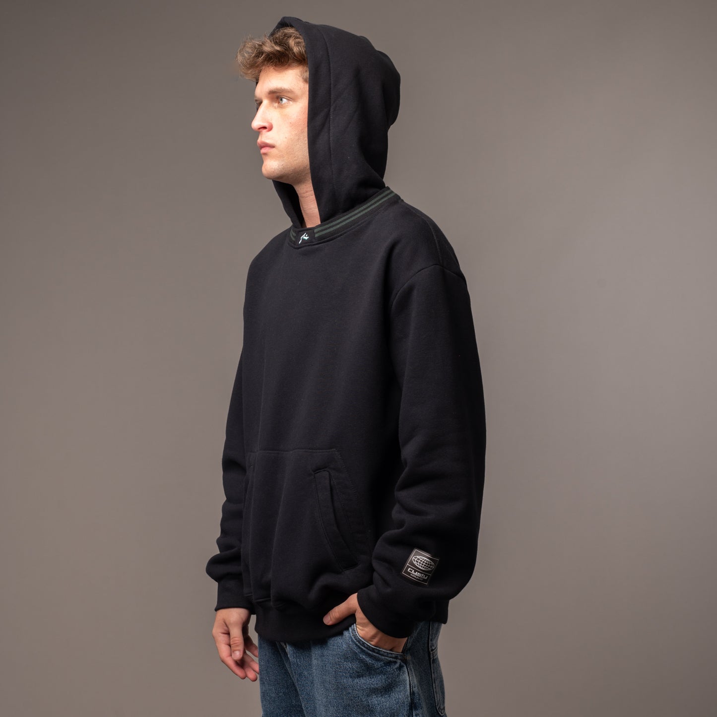Canguro Windwood Black