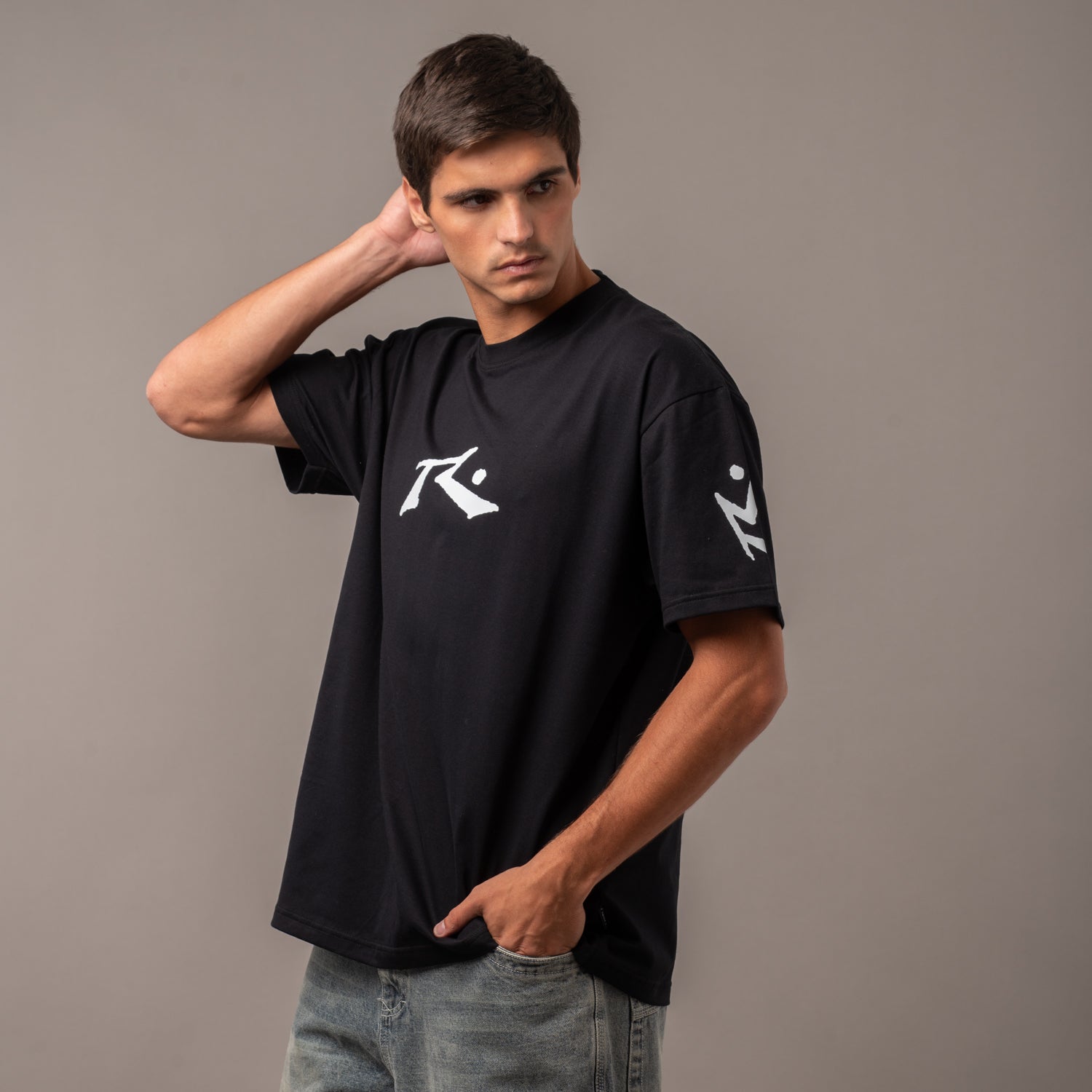 Remera Comp Revolution Black