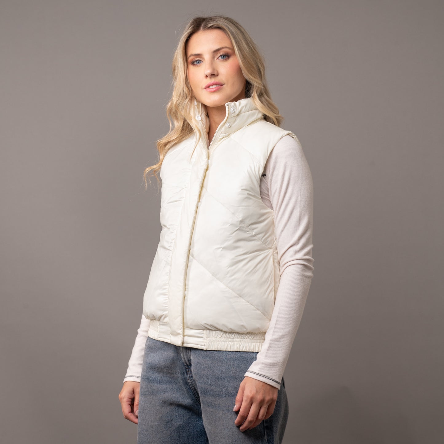 Chaleco Glow Off White