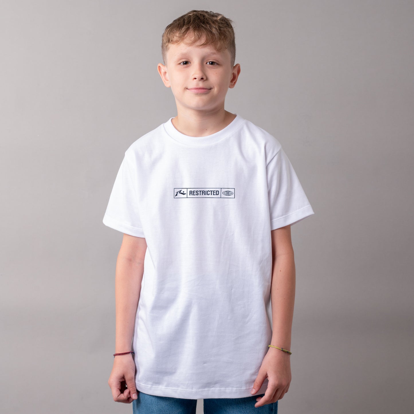 Remera Restrict Junky Jr White