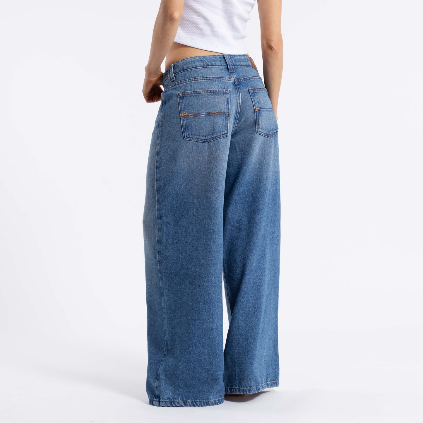 Jean Low Rise Super Wide Leg Middy Blue