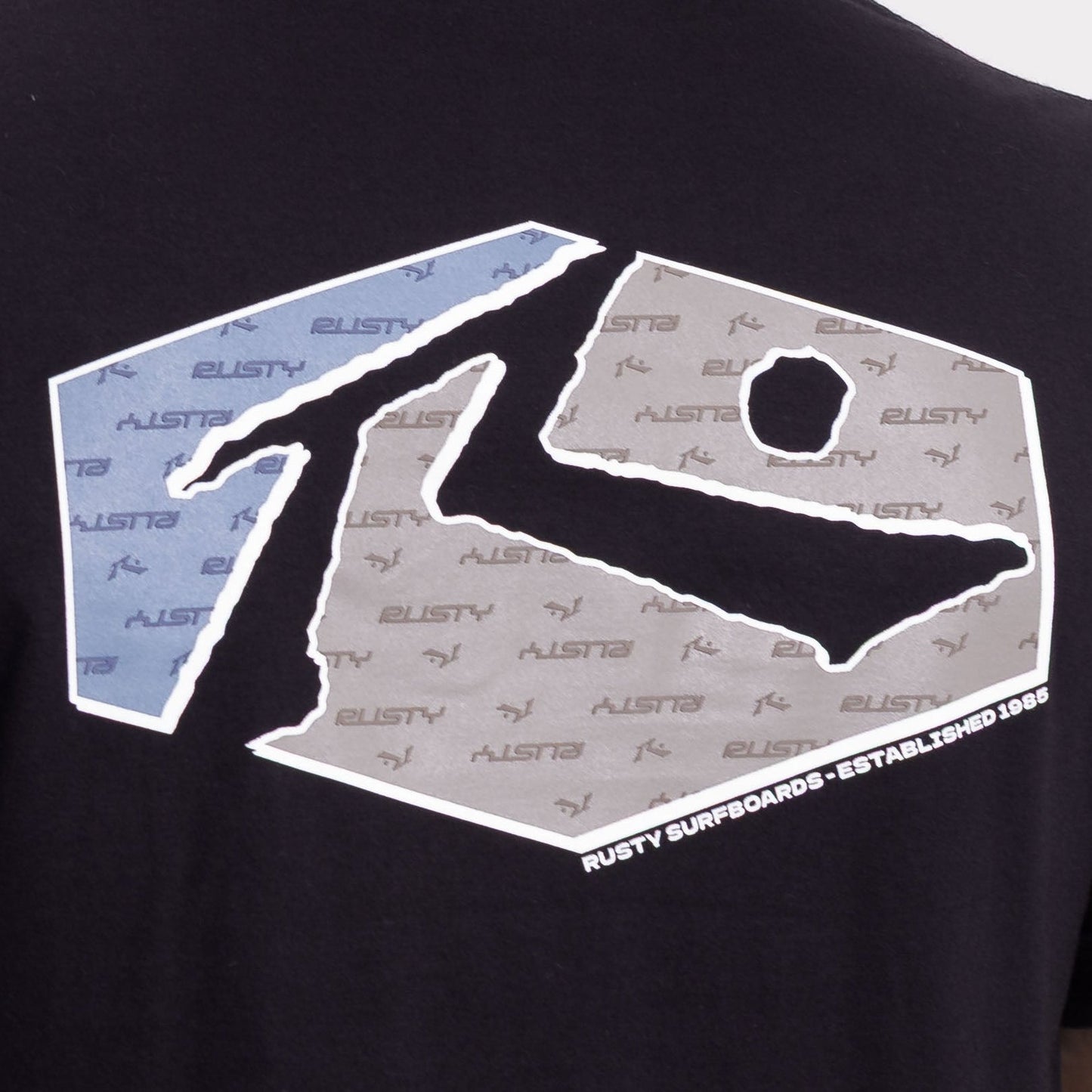 Remera Phenom 4 Black