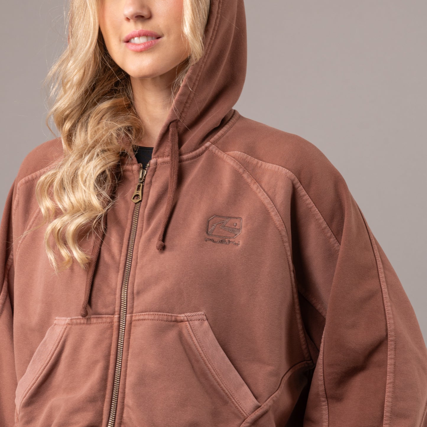 Campera Canguro Player One Pinecone