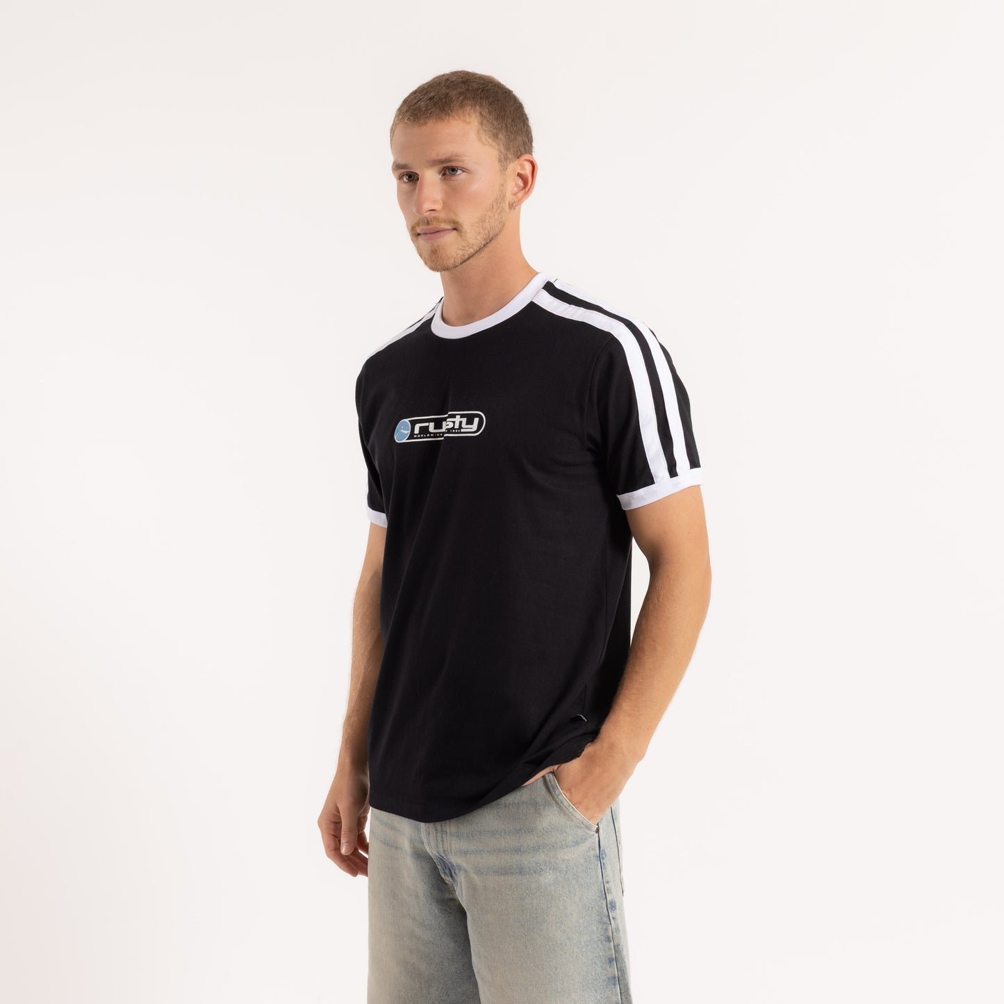 Remera Poppa Black/White