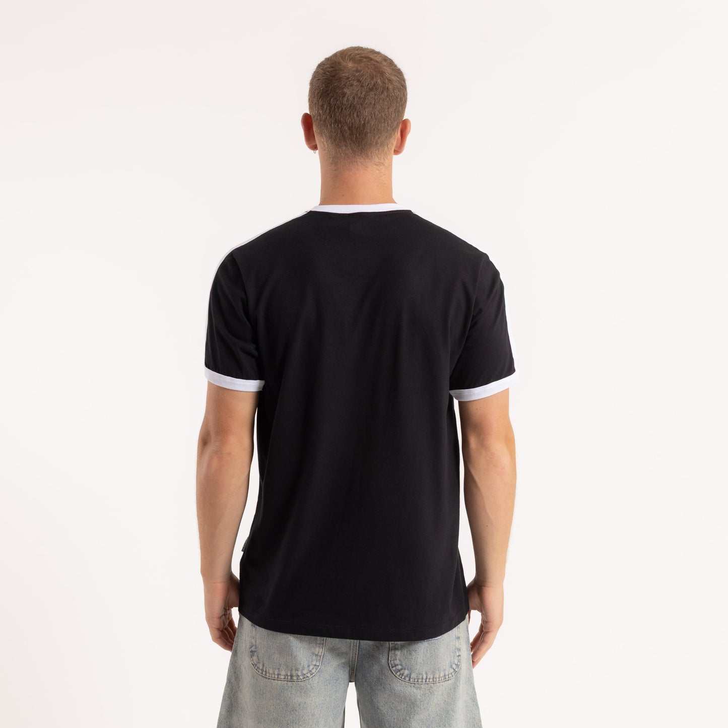 Remera Poppa Black/White