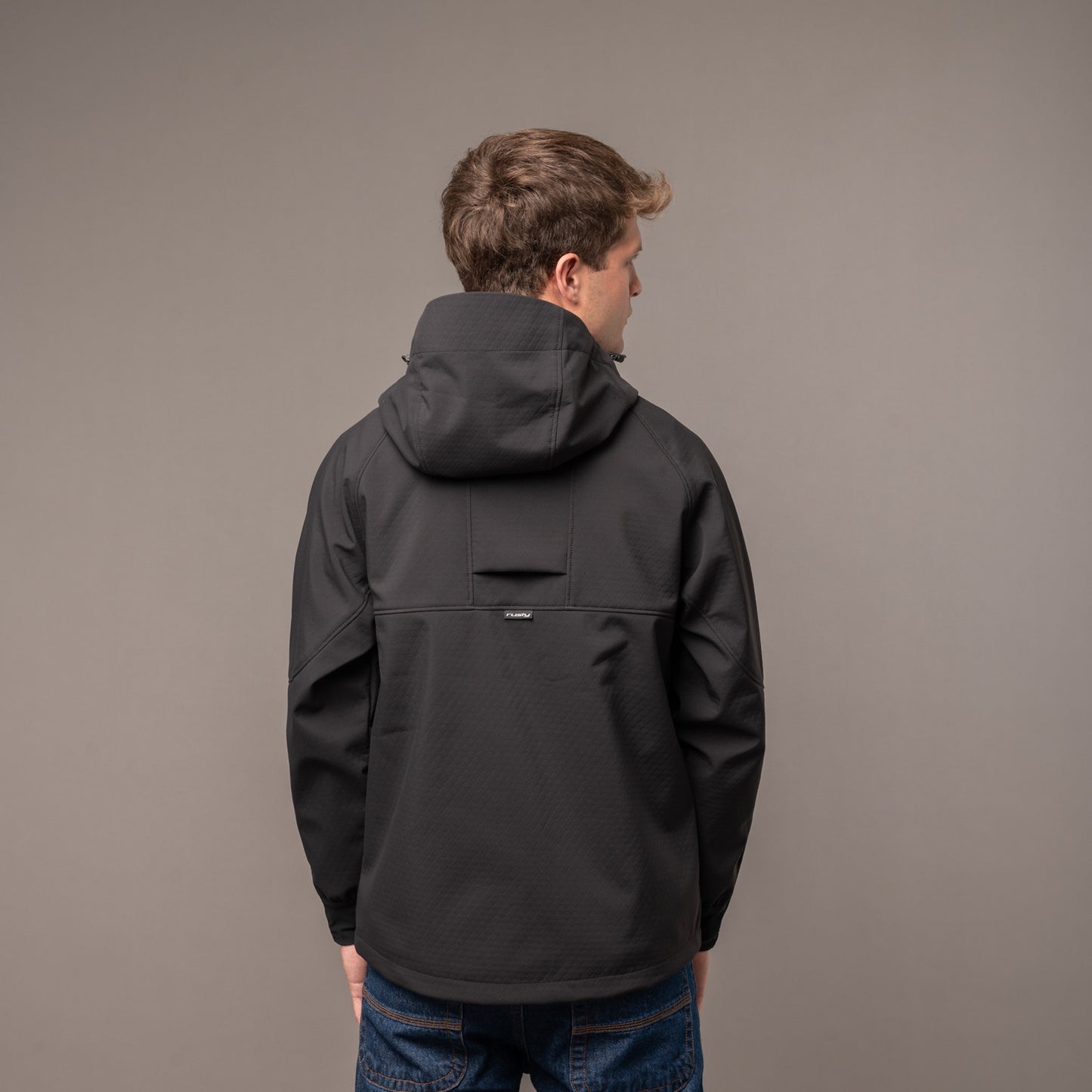 Campera Liviana Sofshell Voyage Black