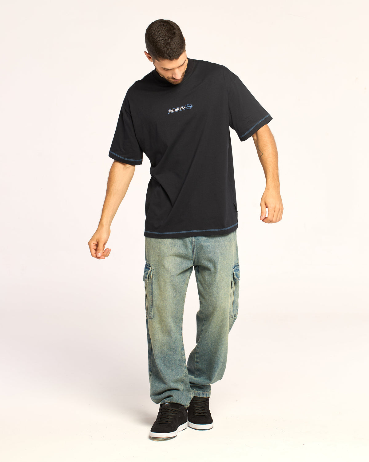 Remera Bus Down Ov Black