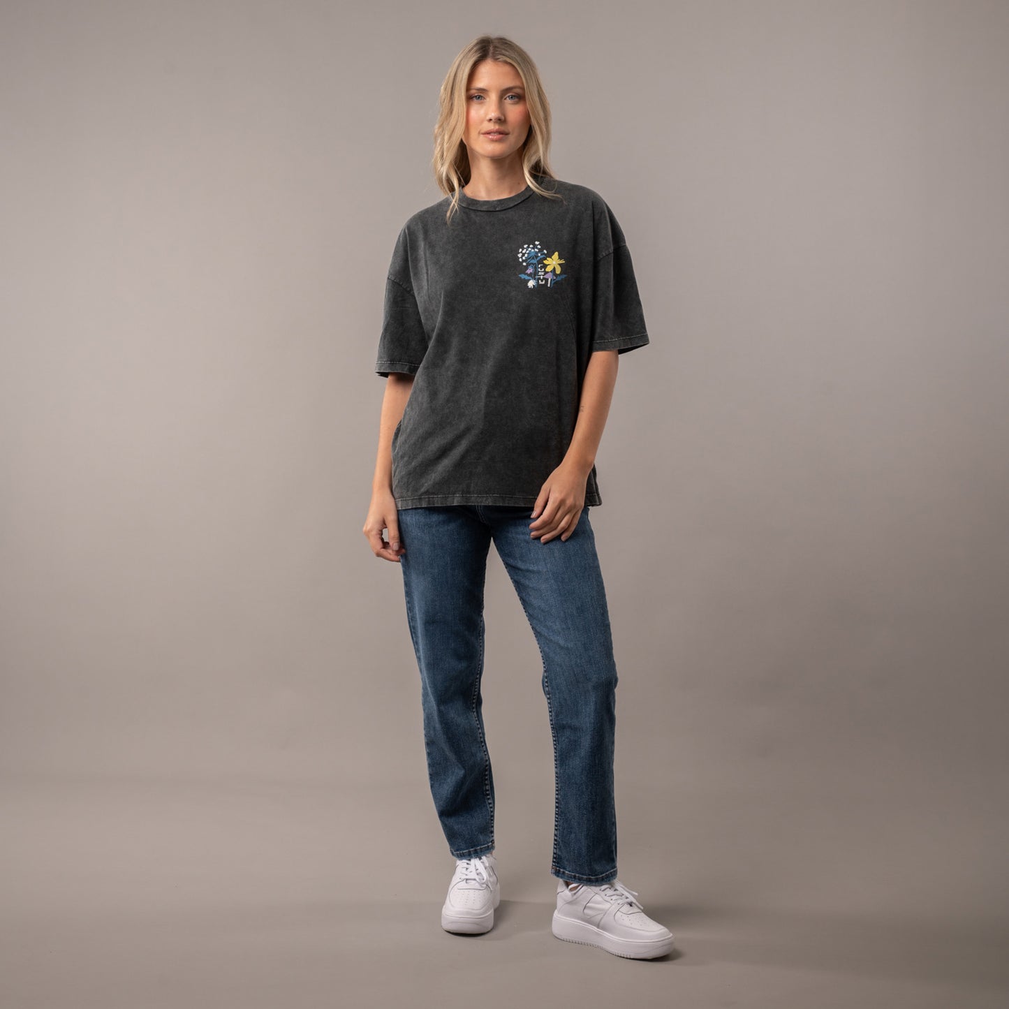 Remera Rusty Smile Relaxed Vintage Black