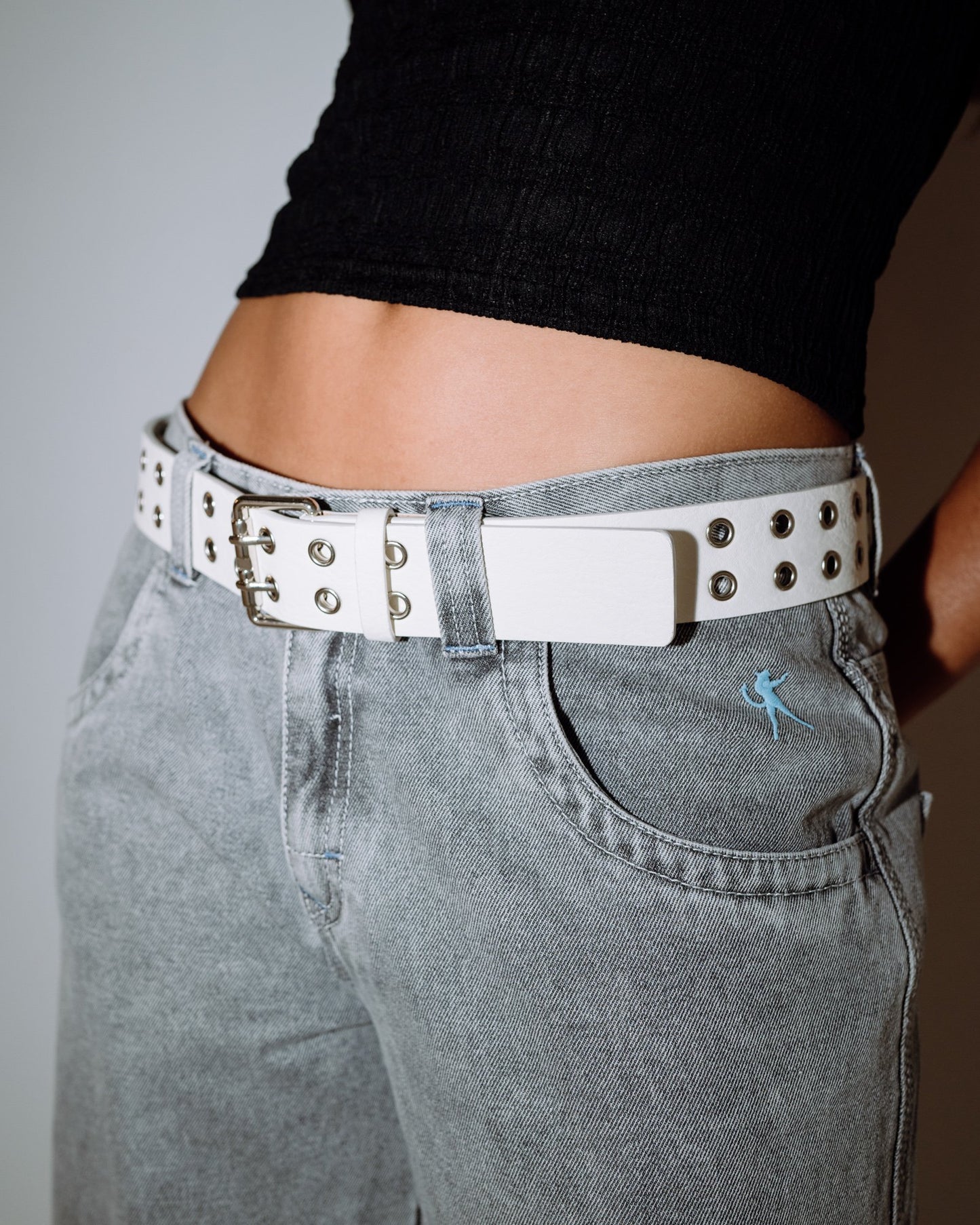 Cinturon Rusty Xoxo Eyelet Belt* Off White