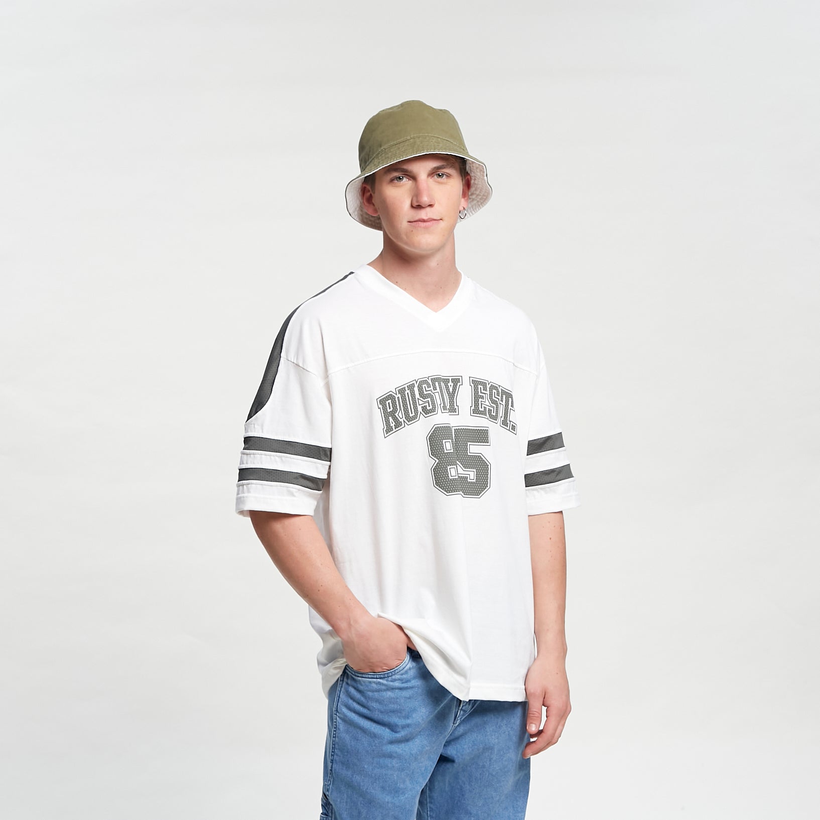 Remera Mc Makenz Tee Unisex Off White