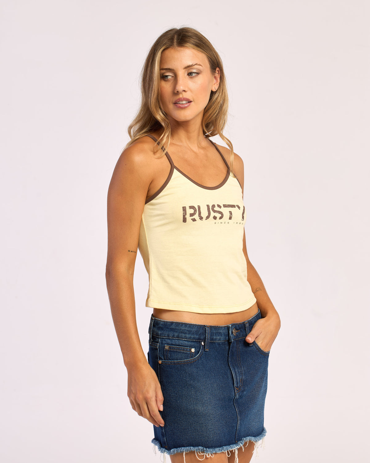 Musculosa Contrast Staple Tank Pale Banana