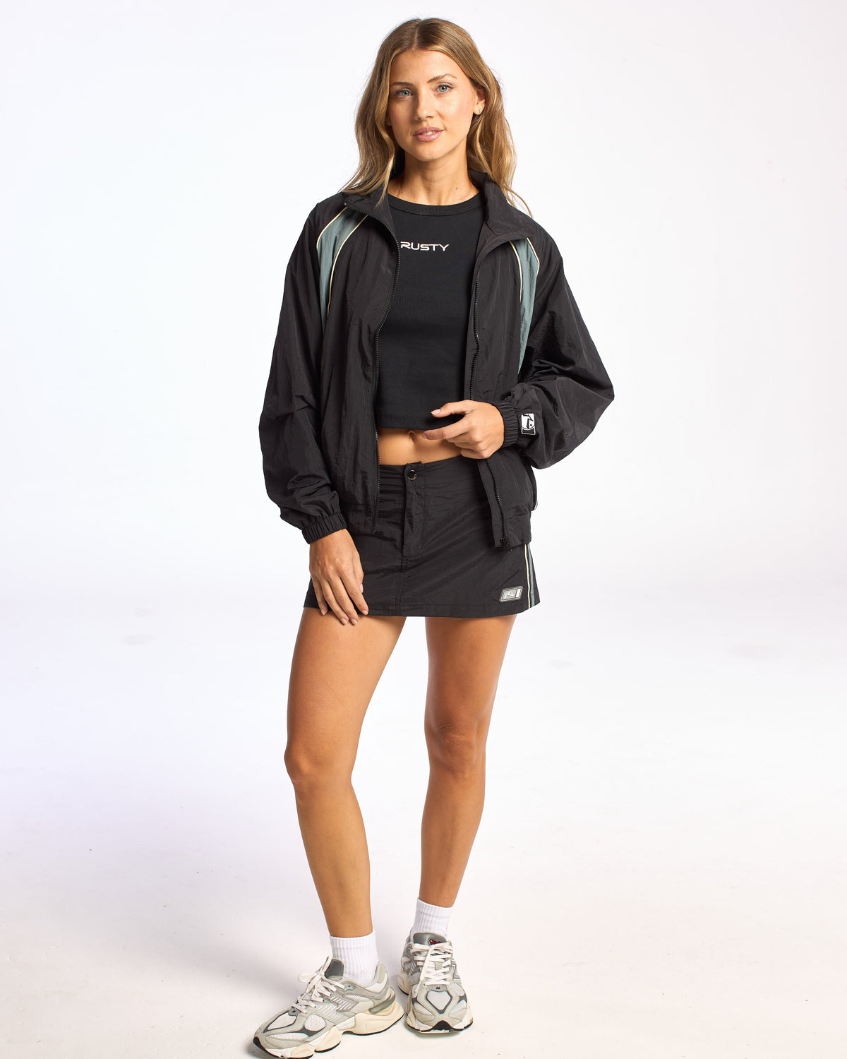 Campera liviana Olympia Zip Through Jacket Black