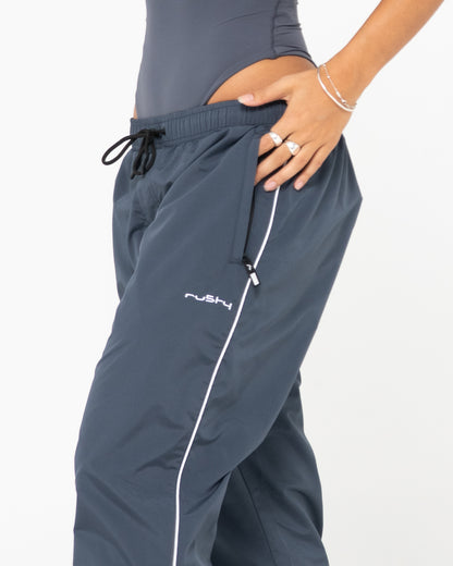 Pantalon First Touch Unisex Trackpant Coal