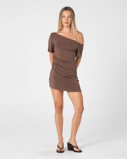 Vestido Sally Slouch Off Shoulder Pinecone