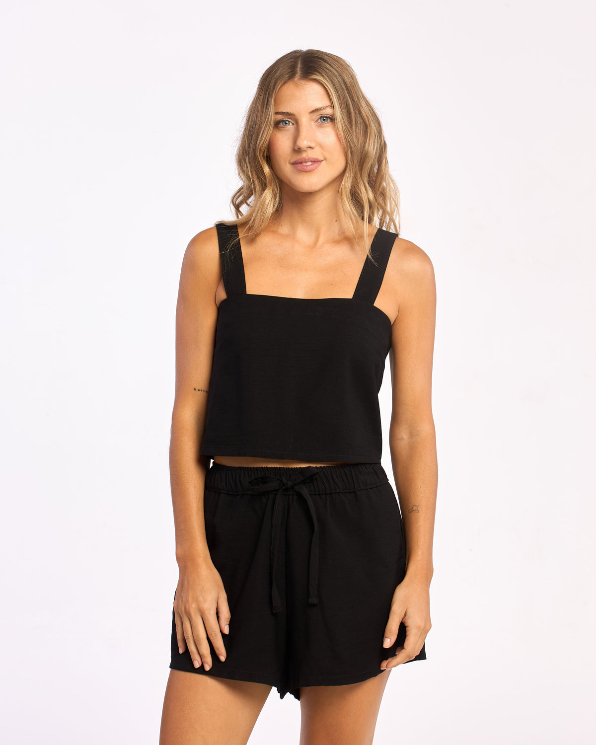 Fashion Top Byron Sleeveless Crop Top Black