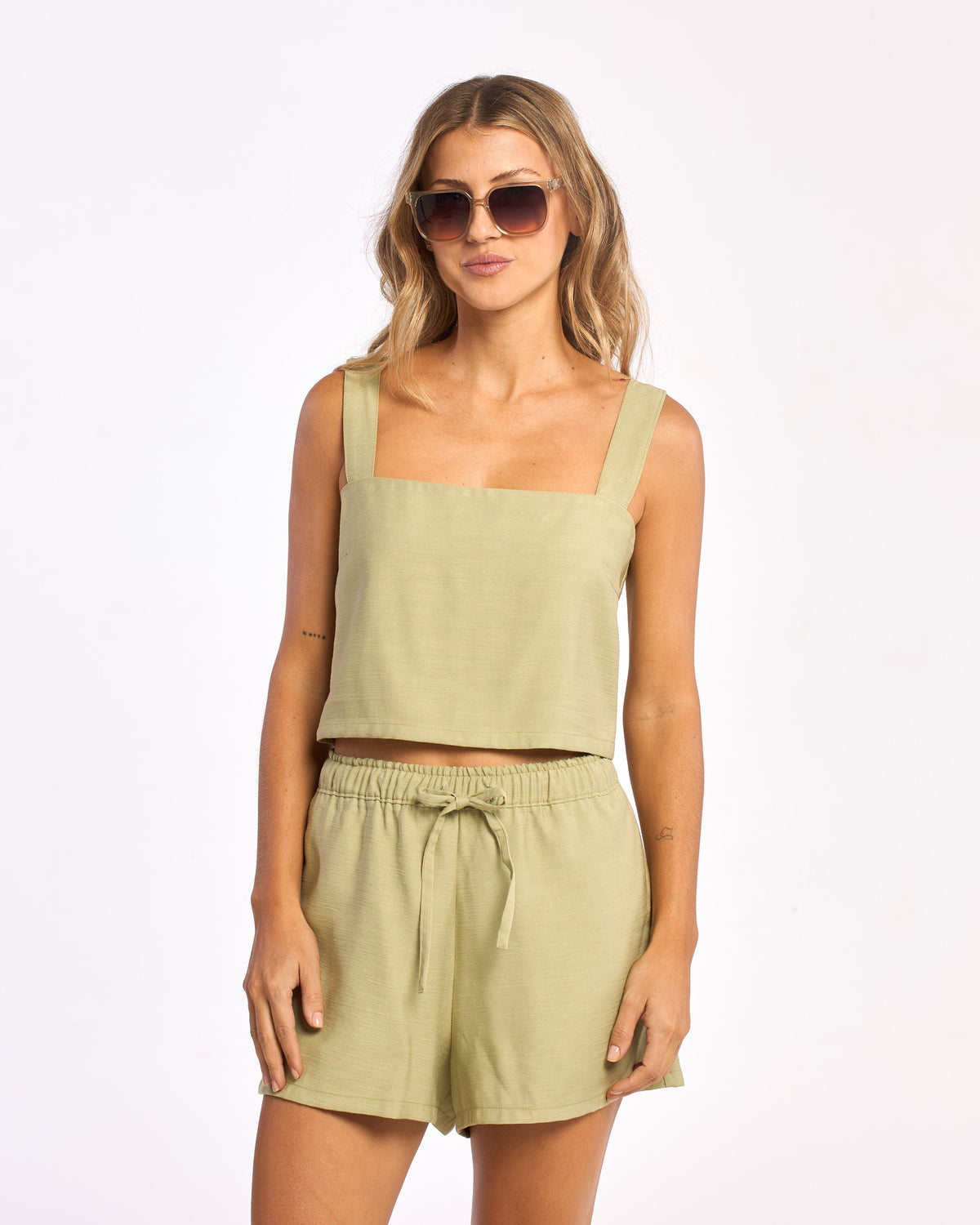 Fashion Top Byron Sleeveless Crop Top Kale