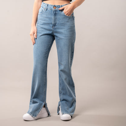 Jean Betty Bootcut Leg Light Blue