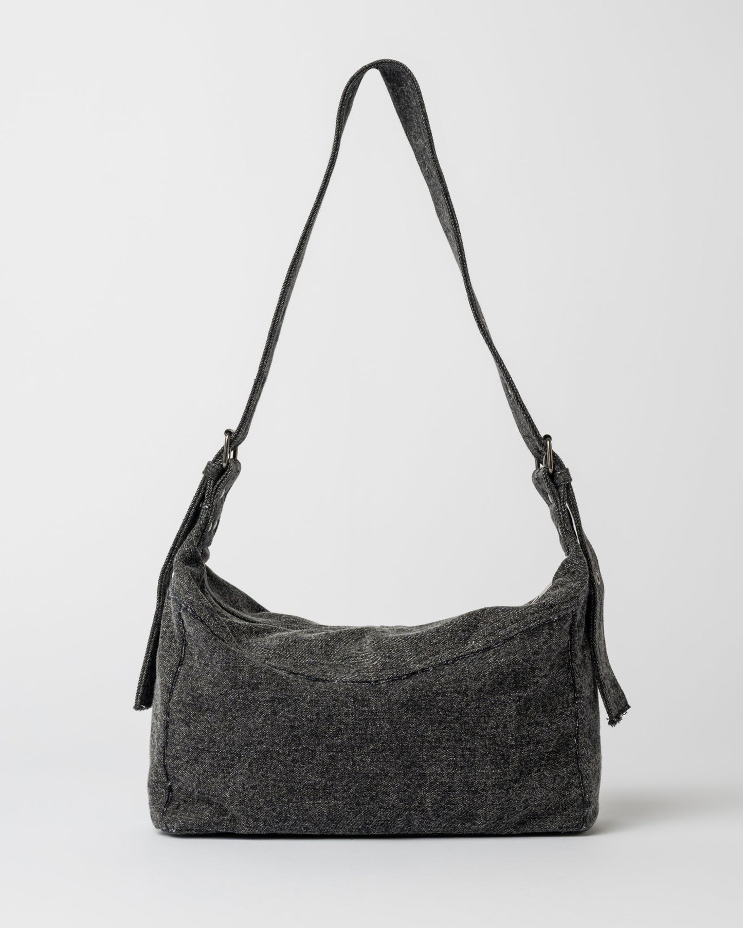 Cartera Roxanne Denim Shoulder Bag Washed Black