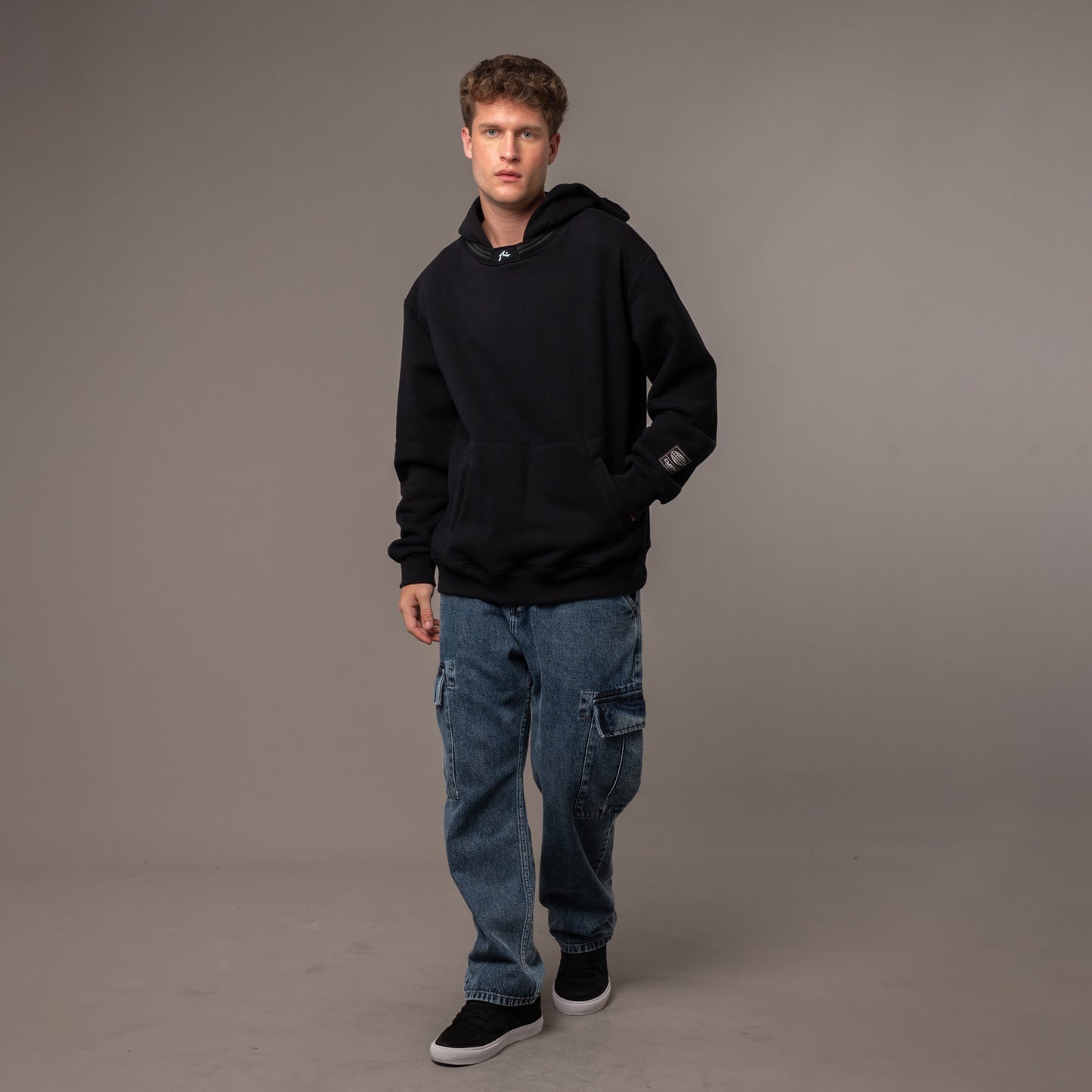 Canguro Windwood Black