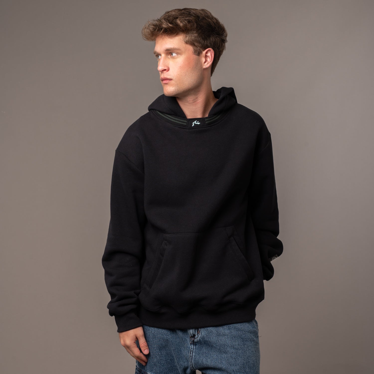 Canguro Windwood Black
