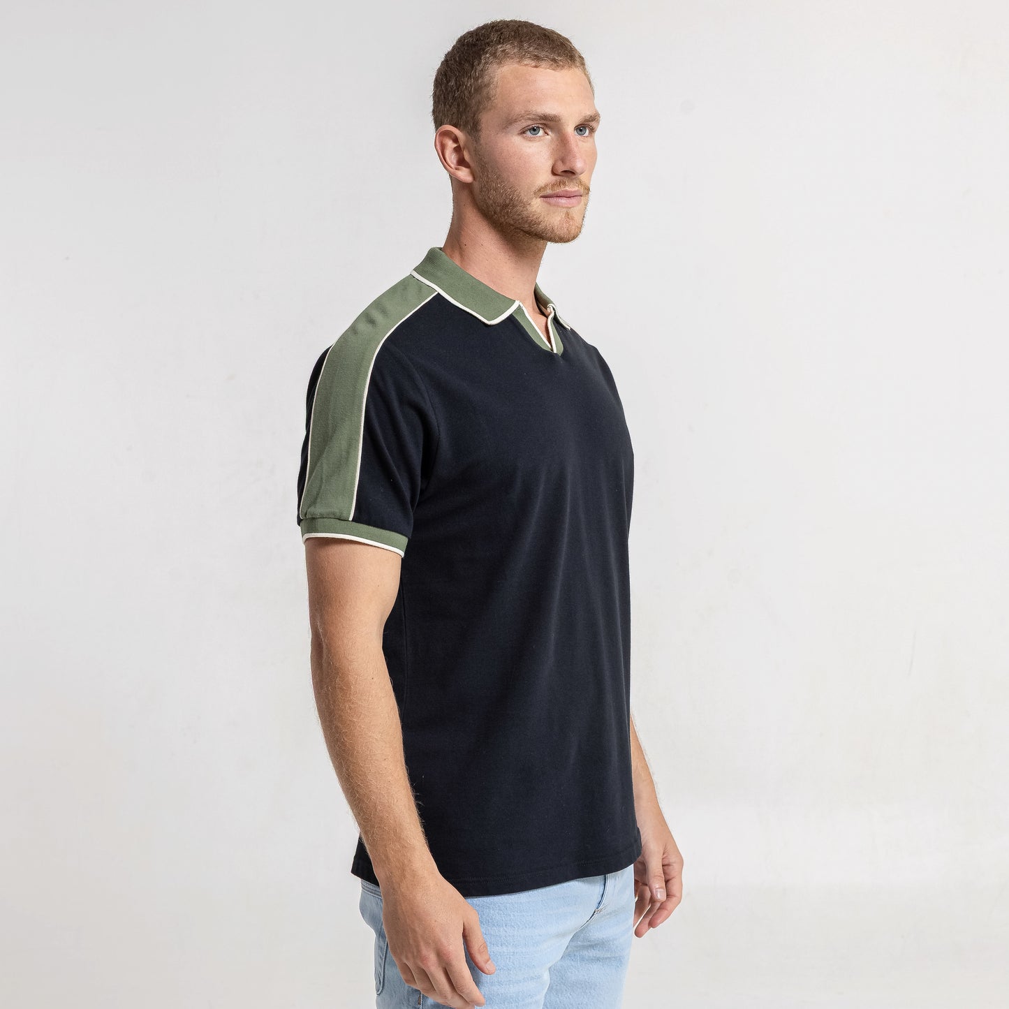 Chomba Carve Black