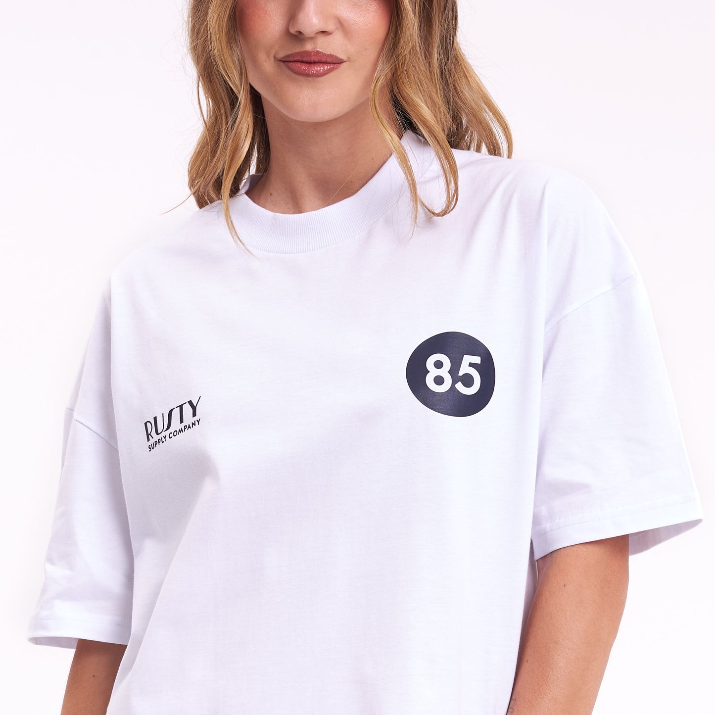 Remera Chixy Crop Boxy Fit White