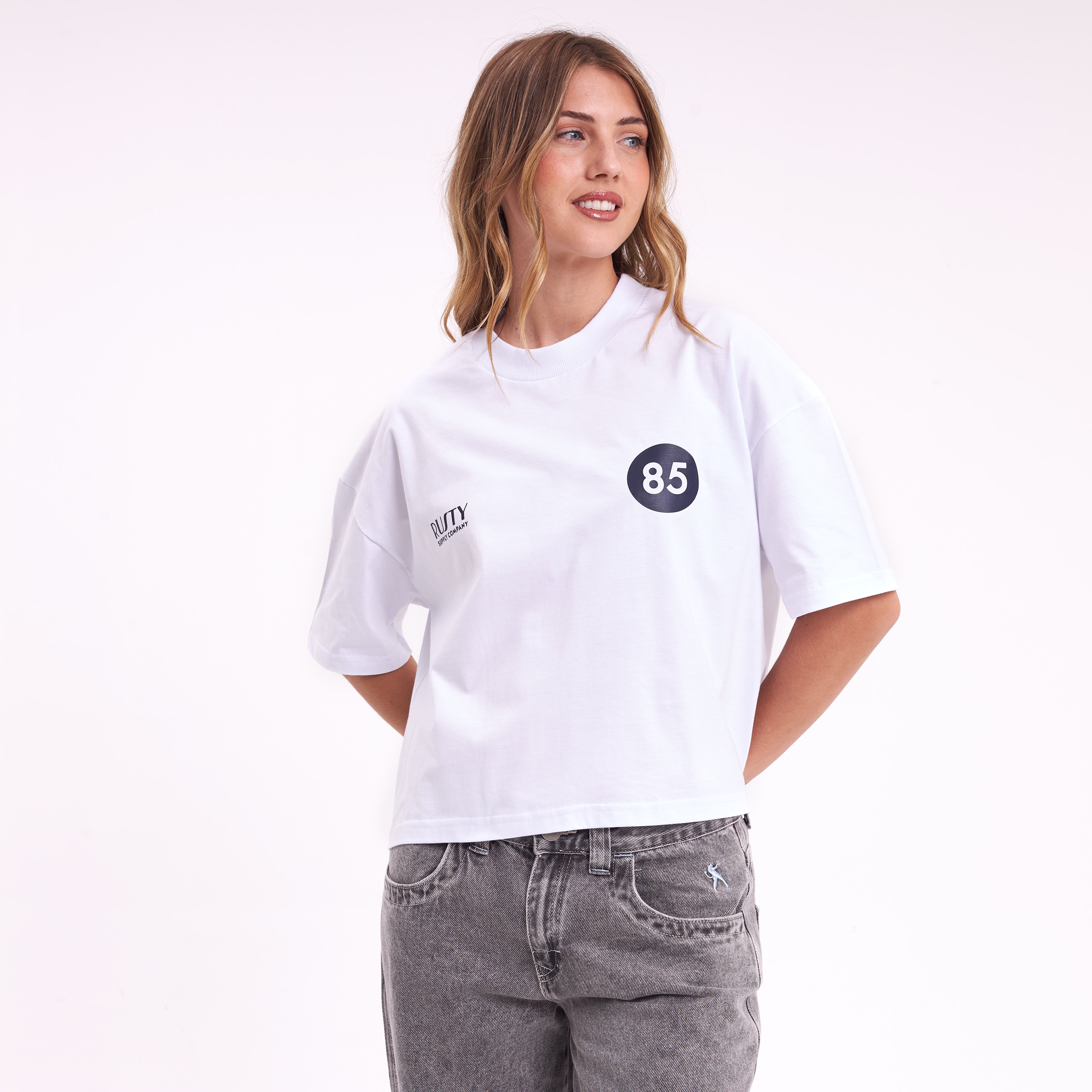 Remera Chixy Crop Boxy Fit White