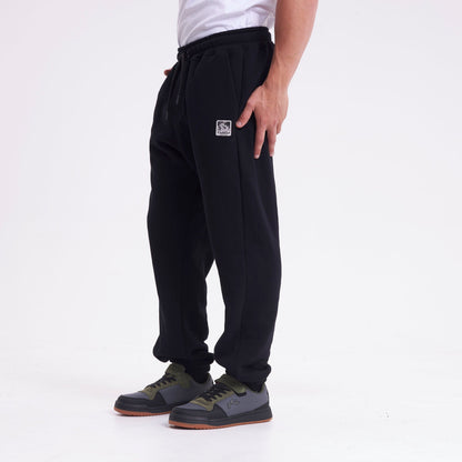 Jogging Core Division Serie 2 Black