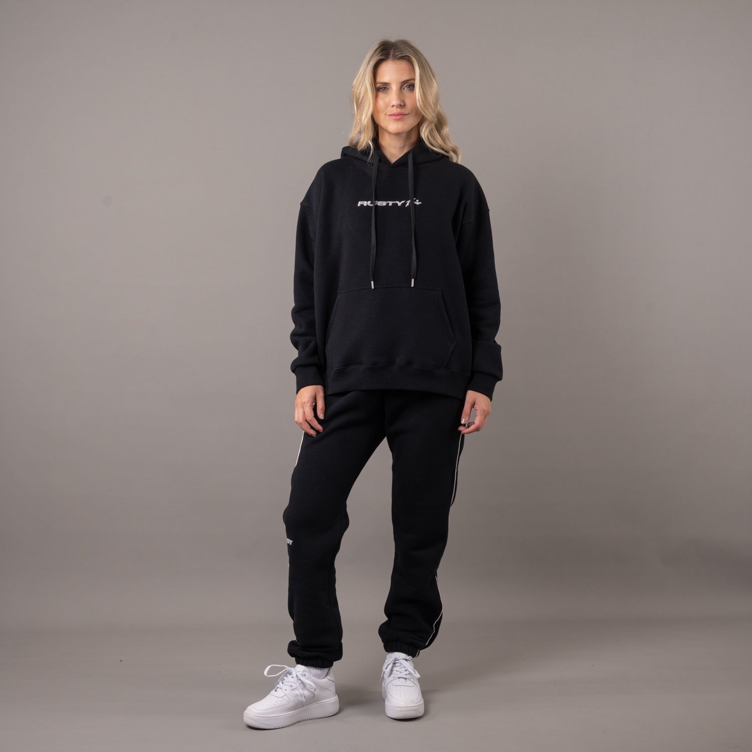Canguro Essentials Oversize Black