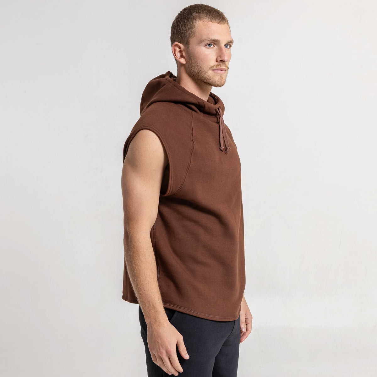 Musculosa Essential Sleeveless Hoodie Pinecone