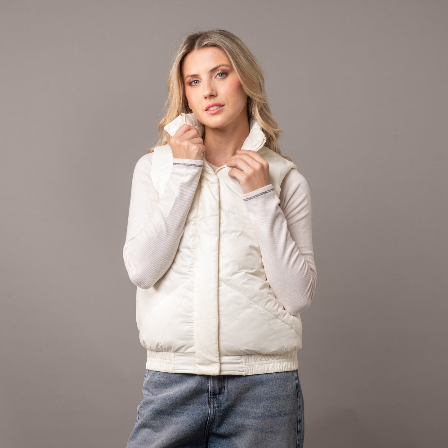 Chaleco Glow Off White