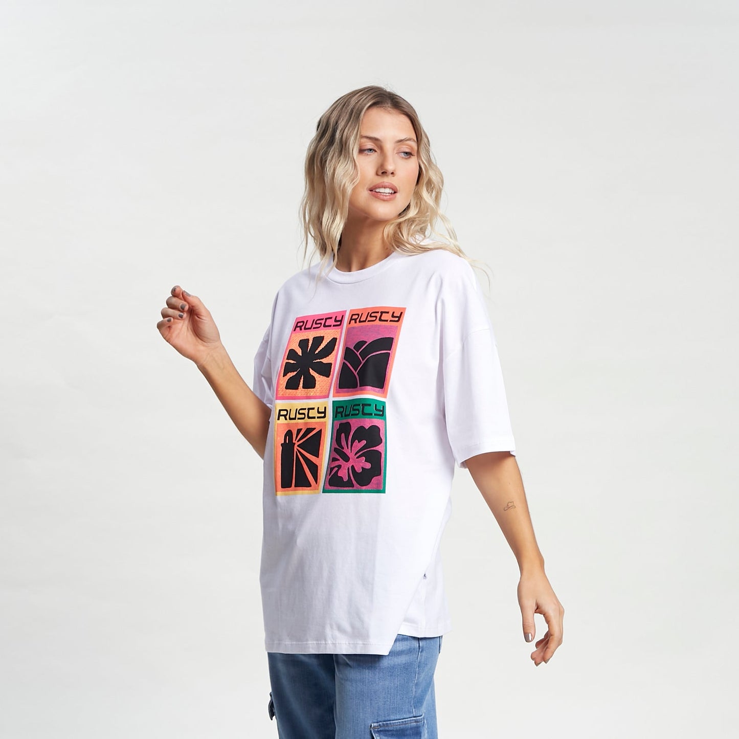 Remera Icons Oversize White