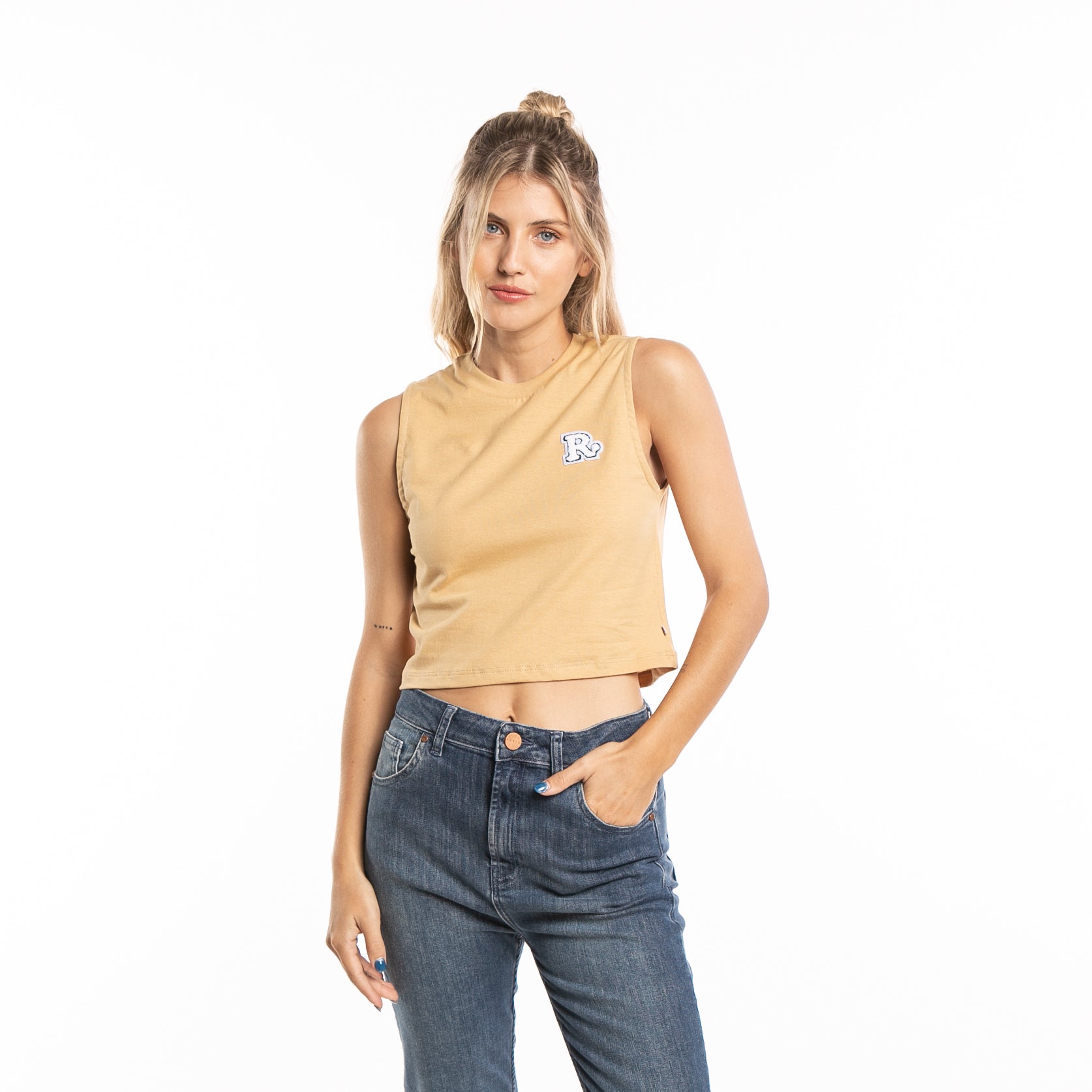 Musculosa Patch Crop  Ld Camel