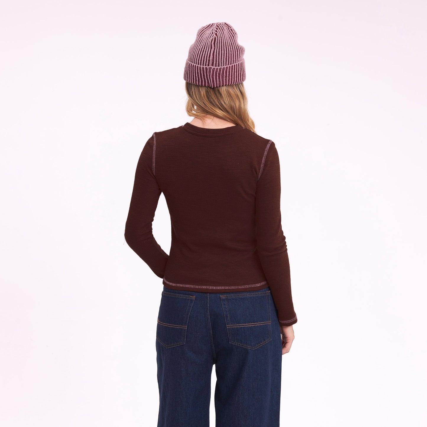 Remera In My Place Fitted Chestnuit
