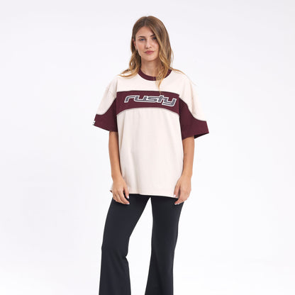 Remera Kinetic Oversize Cream/Burgundy