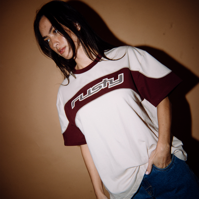 Remera Kinetic Oversize Cream/Burgundy