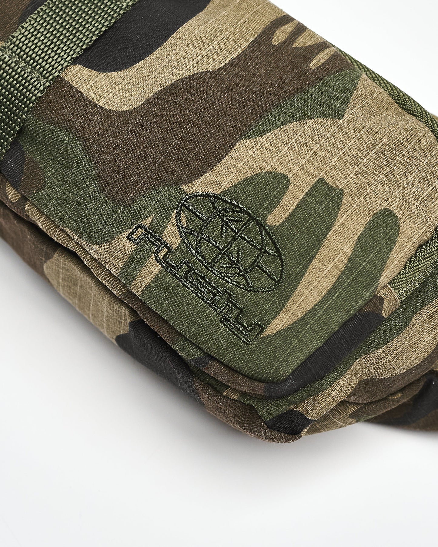Riñonera Bastian Waistbag Camo