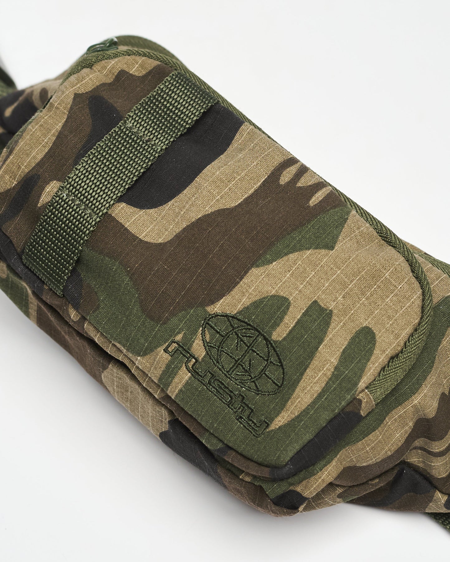 Riñonera Bastian Waistbag Camo