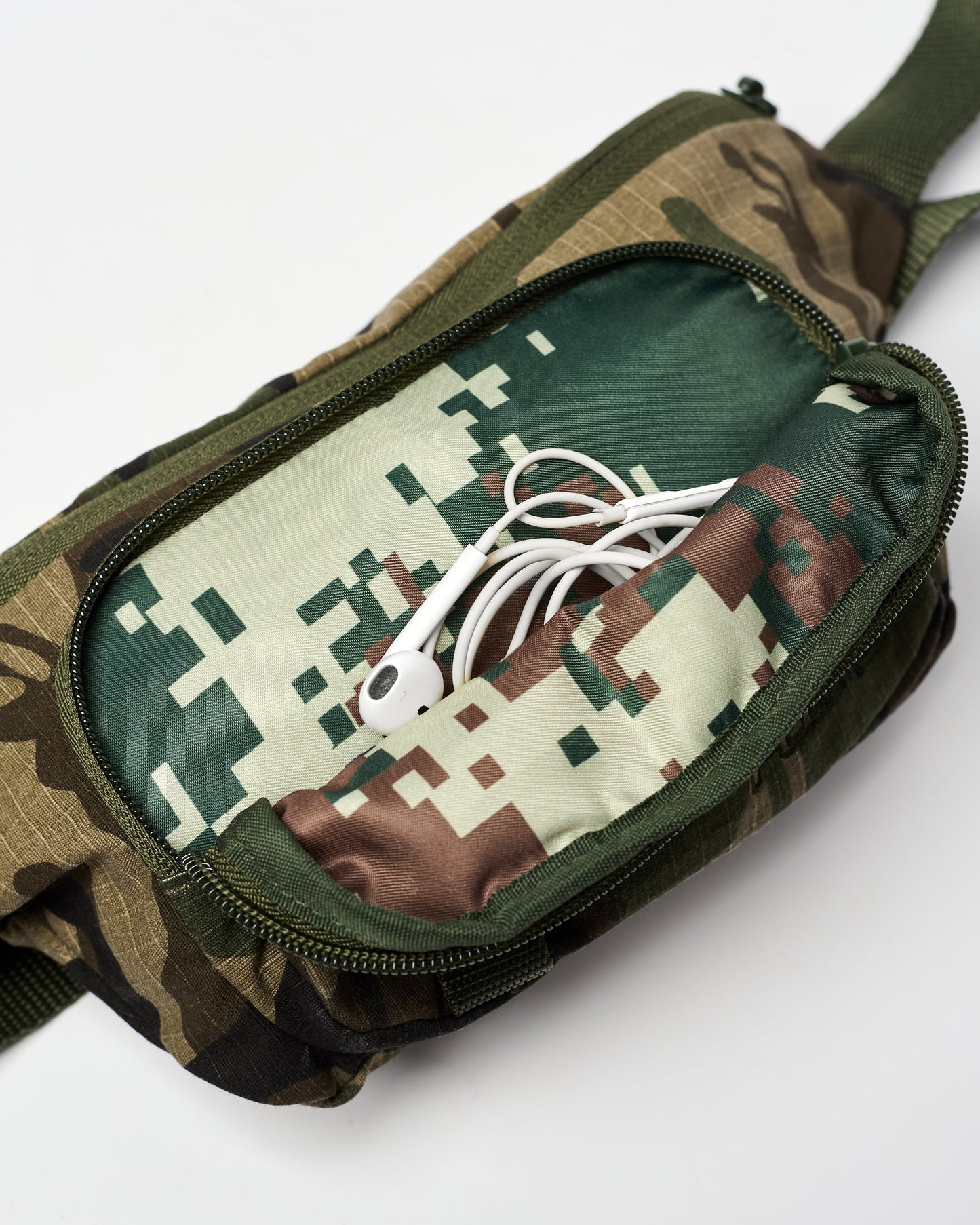 Riñonera Bastian Waistbag Camo