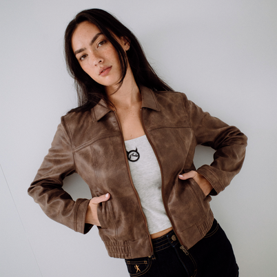 Campera Liviana Lizzy Faux Leather Fitted Ash Brown