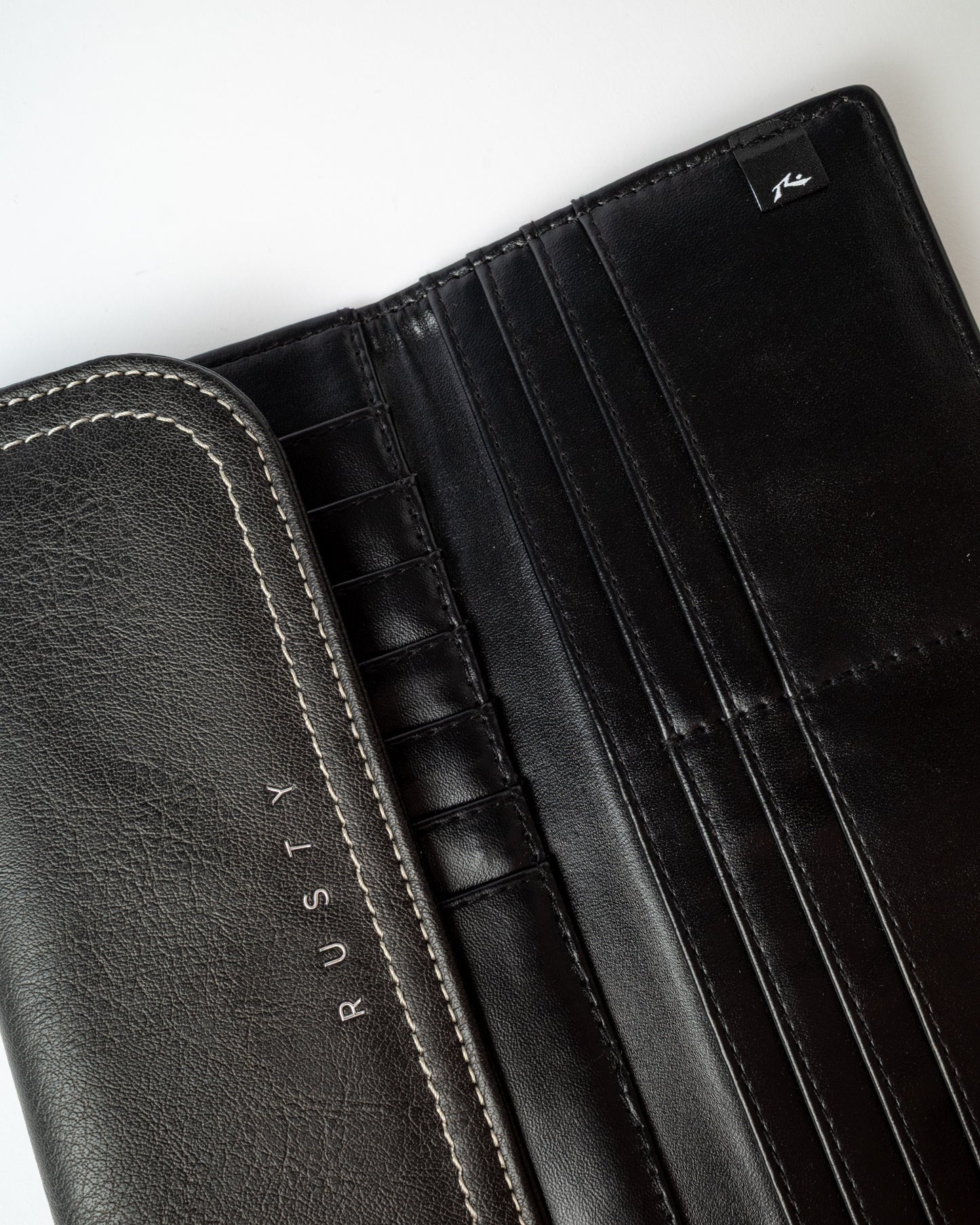 Billetera Mallory Flap Wallet Black