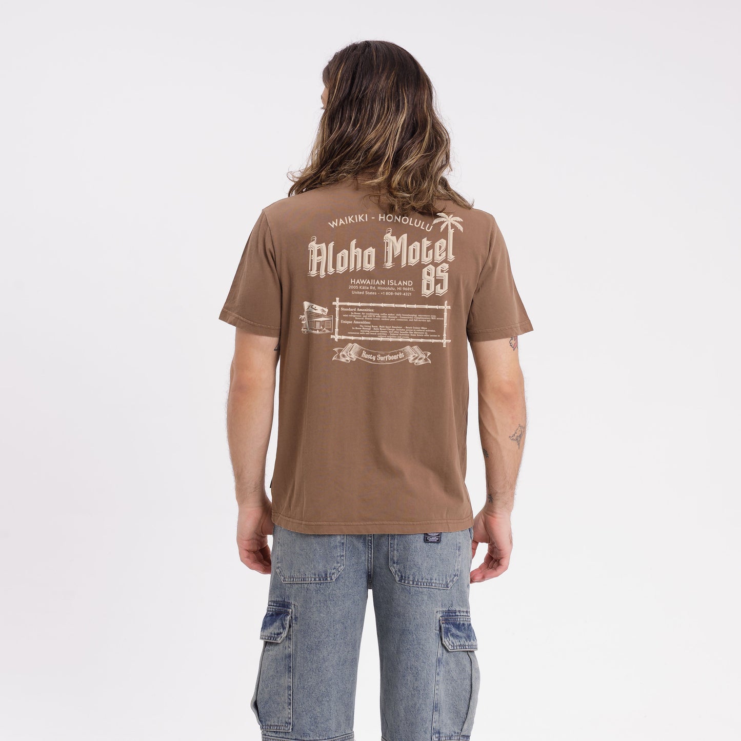 Remera Motel Pinecone