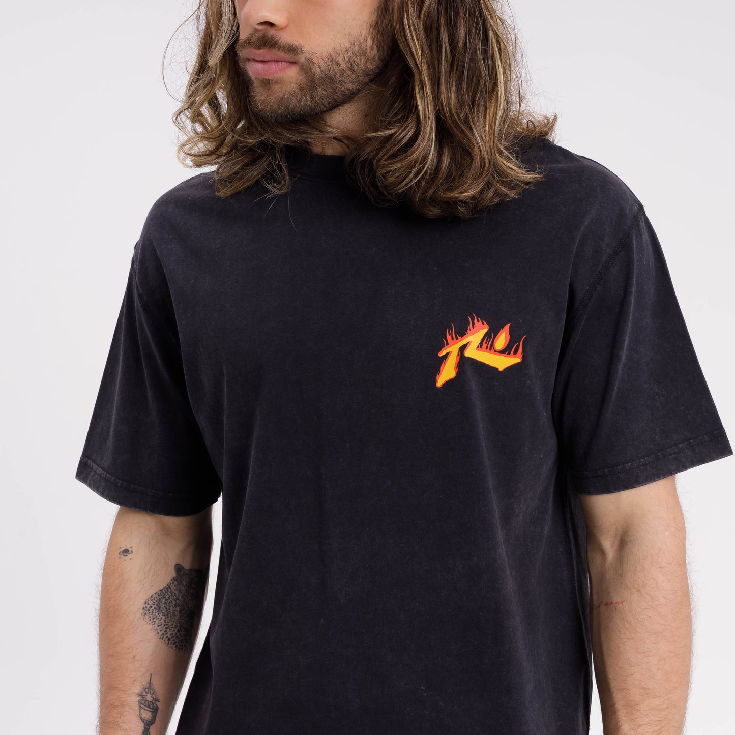 Remera On Fire Black