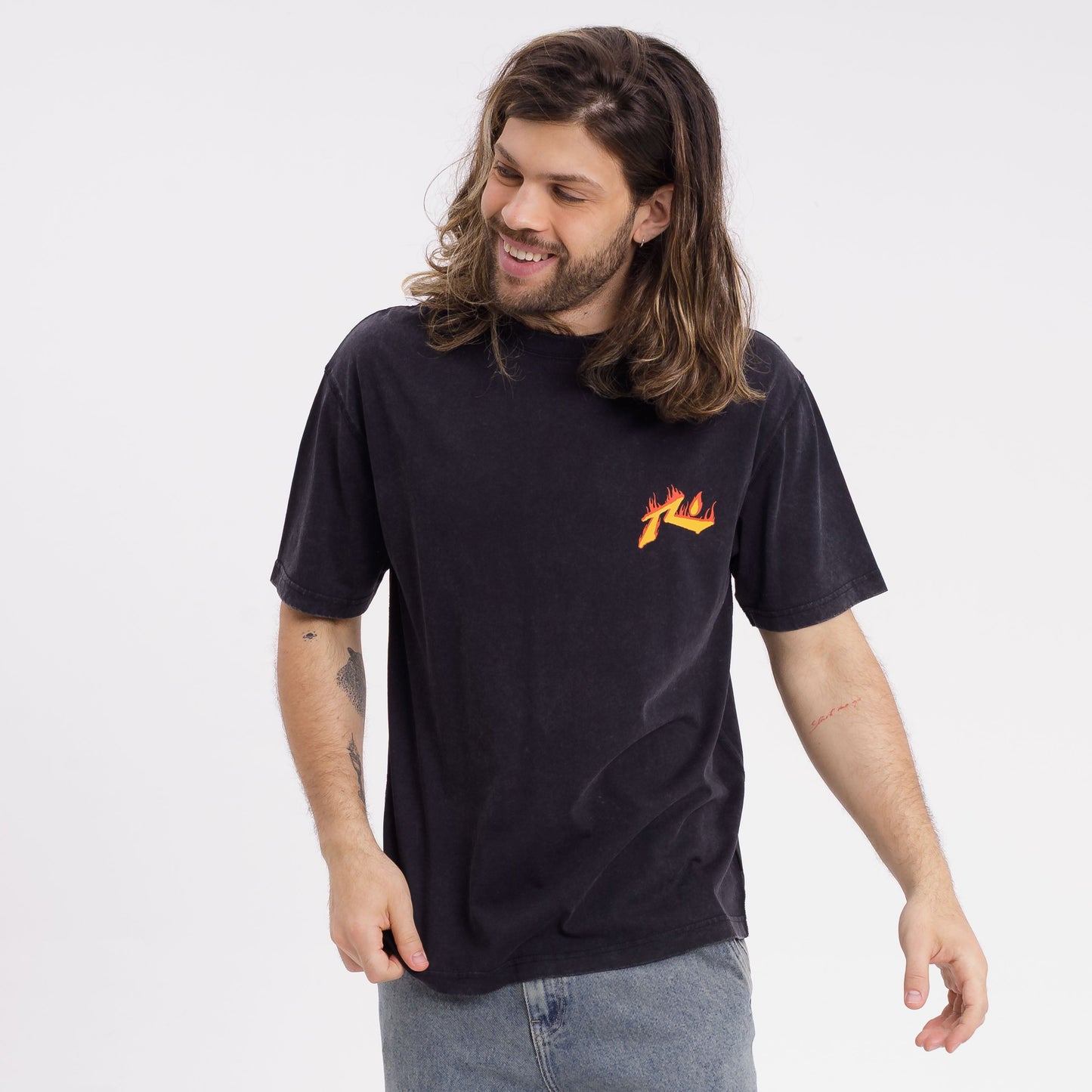 Remera On Fire Black