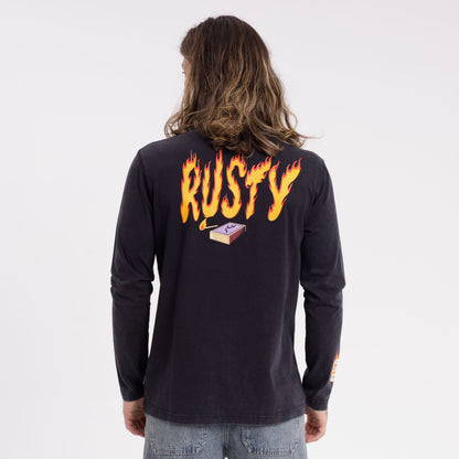 Remera On Fire Black