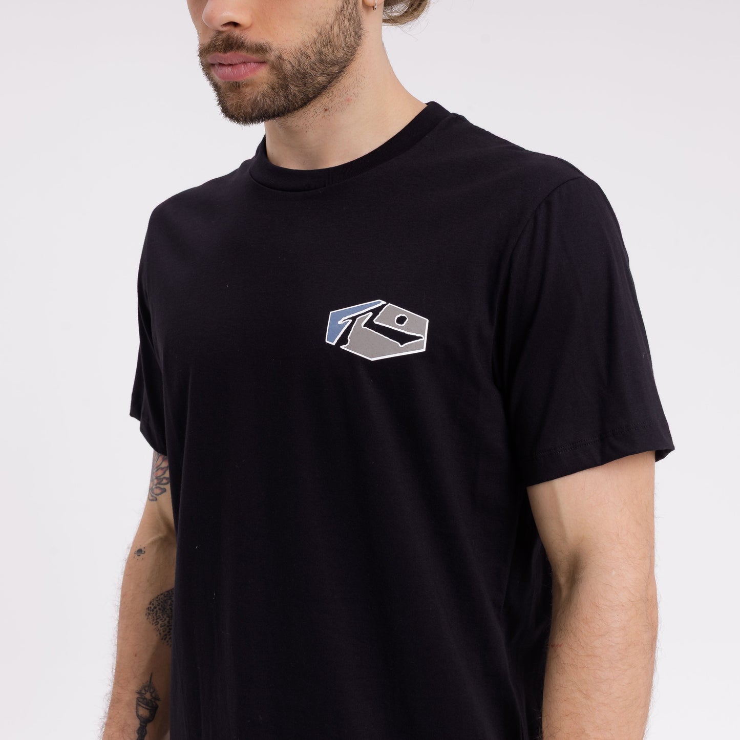 Remera Phenom 4 Black