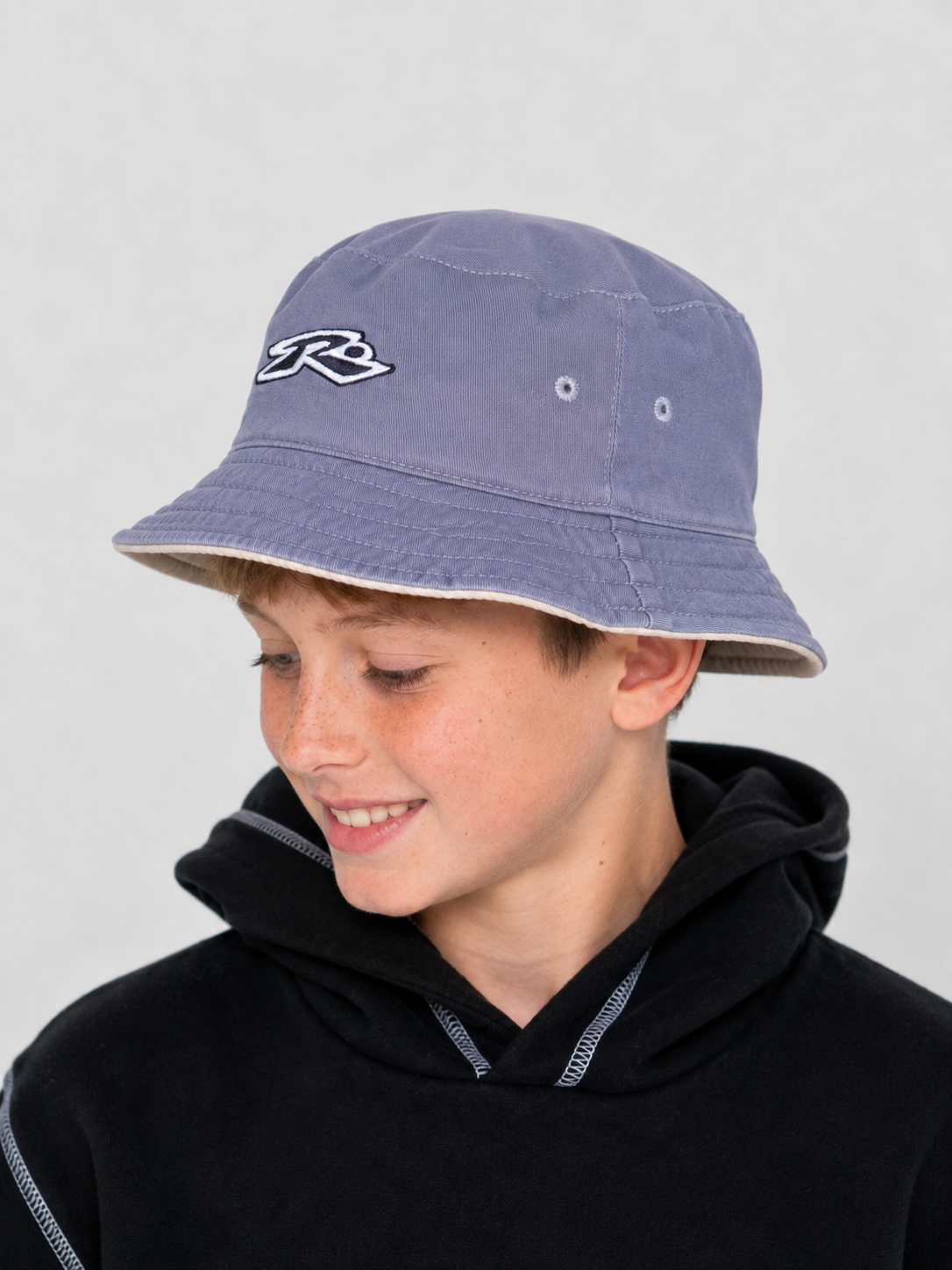 Pilusos Kick Flip Reversible Bucket Boys* China Blue