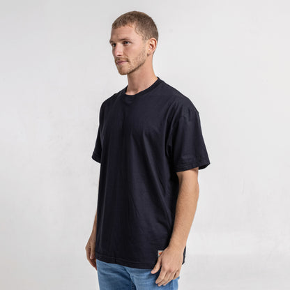 Remera Essential Black