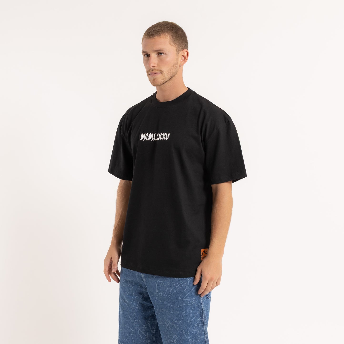 Remera L.A. Superbig Black